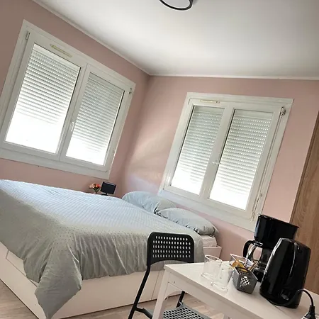 Guest house Privee Au Coeur De *